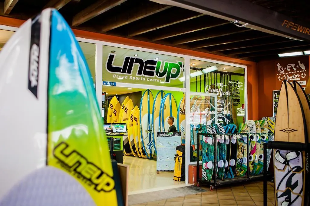 Hôtel Line Up Kite & Surf Camp à Corralejo 0*,  Espagne