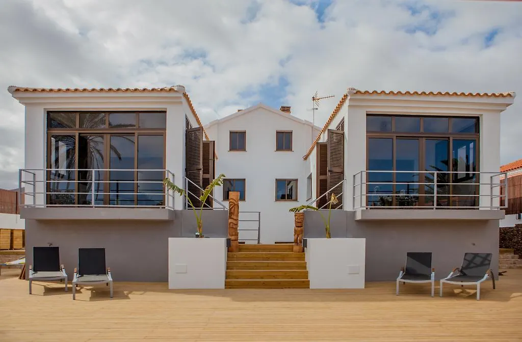 Line Up Kite & Surf Camp Hotel Corralejo